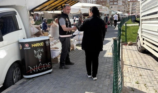 Niğde'de narkotik ekiplerinden bilgilendirme çalışması