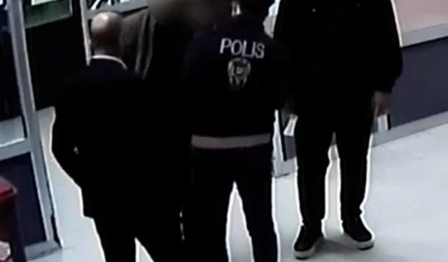Özel düzenekle ehliyet sınavıra girmeye hazırlanan 2 kişi yakalandı