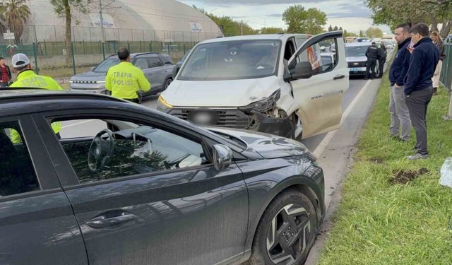 Samsun'da 4 araçlı zincirleme kaza: 2 yaralı