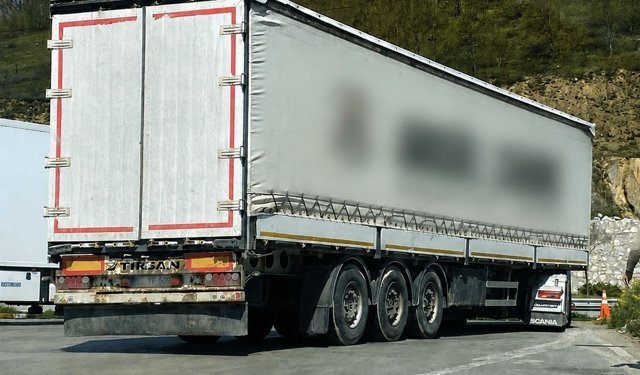Takograf hilesi yapan tır sürücüsüne 225 bin lira ceza