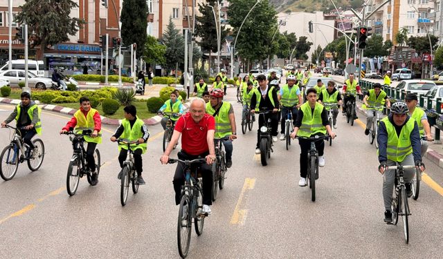 Yeşilay Tokat’ta Bağımlılığa Karşı Pedal Çevirdi! 81 İlle Eş Zamanlı Büyük Coşku