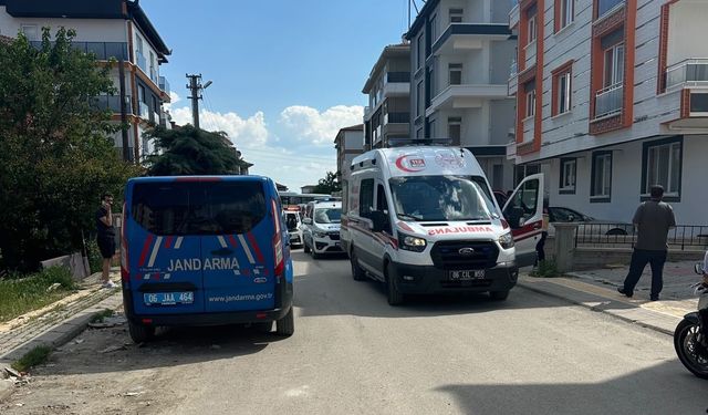 Ankara'da aile fertlerini bıçaklayan yabancı uyruklu saldıran kendisiyle birlikte 5 kişiyi yaraladı
