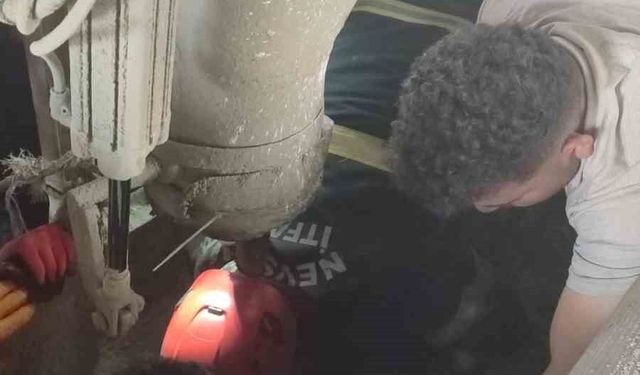 Harç karma makinasına düşen işçi ağır yaralandı