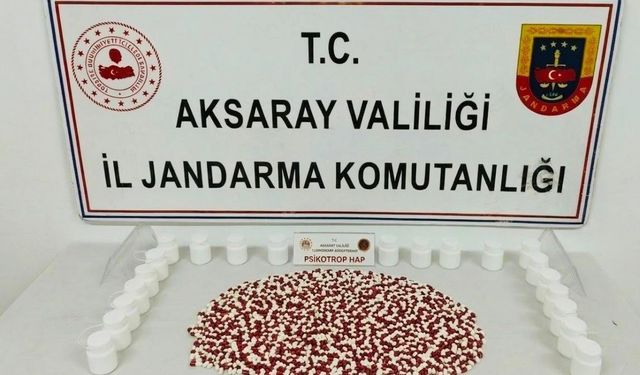 İzmir'den Aksaray'a uyuşturucu sevkiyatına jandarma darbesi: 3 tutuklama