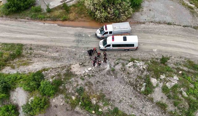 Kelkit Çayı'na atlayan kızı arama çalışmaları 19'uncu gününde de devam ediyor