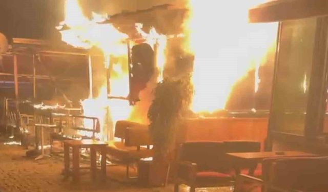 Kırıkkale'de iş yeri alev alev yandı