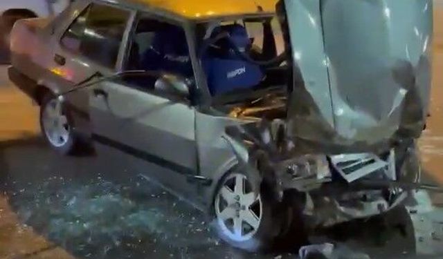 Niğde-Bor yolunda trafik kazası: 4 kişi yaralandı