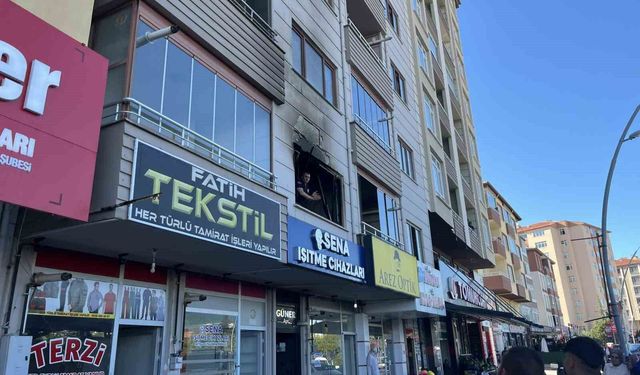 Niğde'de apartman dairesinde yangın