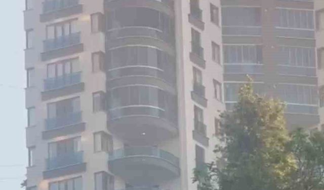 Rize'de yangın çıkan ev kullanılamaz hale geldi
