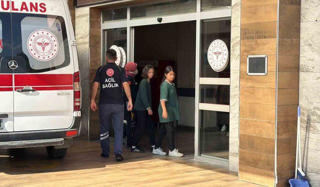 Trabzon'da 12 ortaokul öğrencisi zehirlenme şüphesiyle hastaneye kaldırıldı