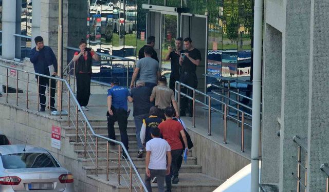 Zonguldak'ta evlilik vaadiyle 10 milyon liralık dolandırıcılık şüphelileri yakalandı