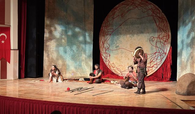 Tokat’ta Sanat Rüzgarı! 1. Tiyatro Festivali Büyük Beğeni Topladı