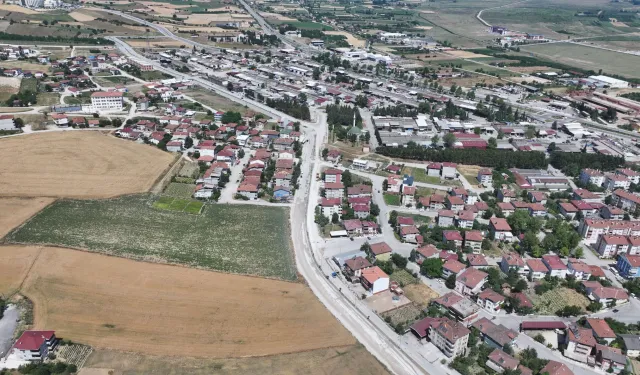 Erbaa'da Kazım Karabekir Caddesi Sıcak Asfalt Çalışmaları Nedeniyle Trafiğe Kapatılıyor