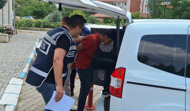 Ağına düşürdüğü vatandaşı 1,5 milyon TL dolandıran şüpheli polisten kaçamadı