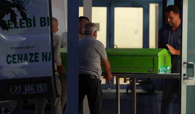 Babasının cesedini parçalayıp tuvalete gömen şahıs tutuklandı
