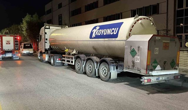 Bolu'da tankerden azot gazı sızıntısı korkuttu
