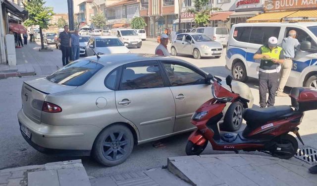 Çorum'da otomobil ile motosiklet çarpıştı: 2 yaralı