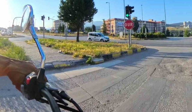 Feci kazaların yaşandığı kavşakta kırmızı ışık ihlali kamerada