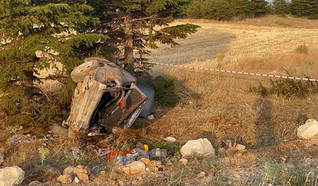 Karaman'da otomobil şarampole takla attı: 1 yaralı