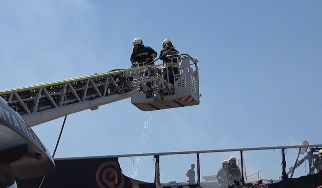 Konya'da iş yerinde çıkan yangın paniğe neden oldu