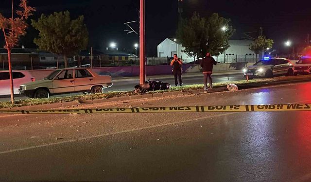 Motosiklet kazasında ağır yaralanan genç, 21 günlük yaşam mücadelesini kaybetti