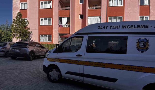 Niğde'de 3. kattan düşen çocuk ağır yaralandı