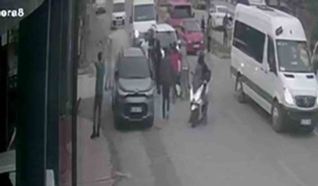 Trafik kazası sonrası çıkan kavgaya tazyikli su müdahalesi