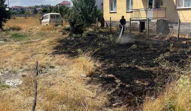 Bolu'da 2 köy ve 1 mahallede ot yangını