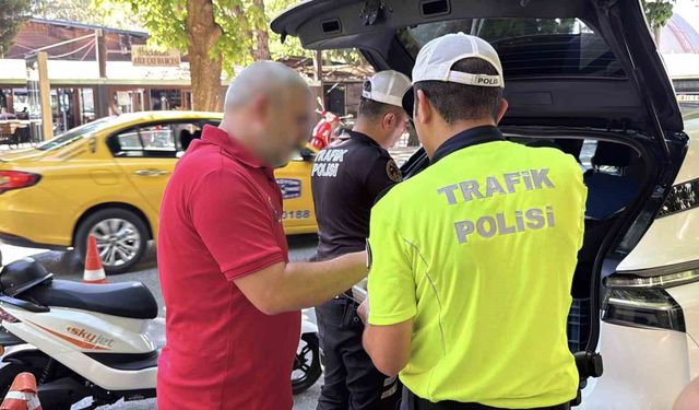 Plakasız motosikletiyle alkollü yakalanan sürücüye 71 bin lira ceza
