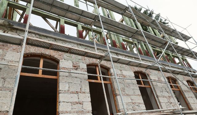 Tokat’ta Tarihi Belediye Binası Yeniden Ayağa Kalkıyor