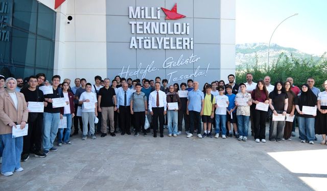 TOGÜ Milli Teknoloji Atölyeleri Lise Yaz Okulu Programı Sertifika Töreniyle Sona Erdi