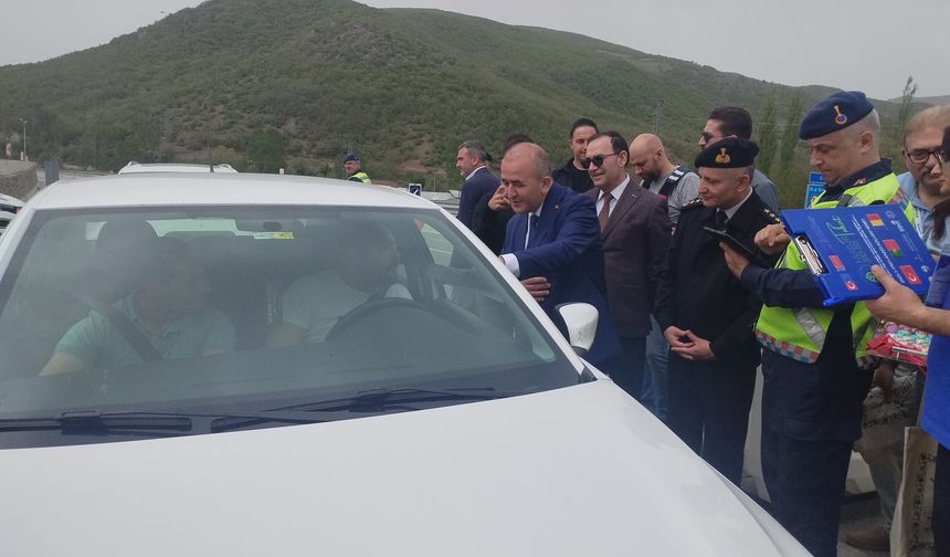 Tokat Valisi Hatipoğlu, Trafik Denetimine Katıldı: Huzur Şehri Projesi Devam Ediyor