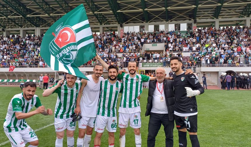 Komşu Amasyaspor Futbol Kulübü ligde kaldı