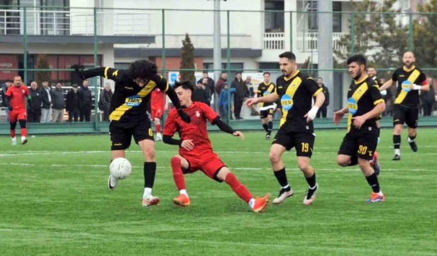 Esen Metalspor - Kocasinan Şimşekspor maçı Pazar günü oynanacak