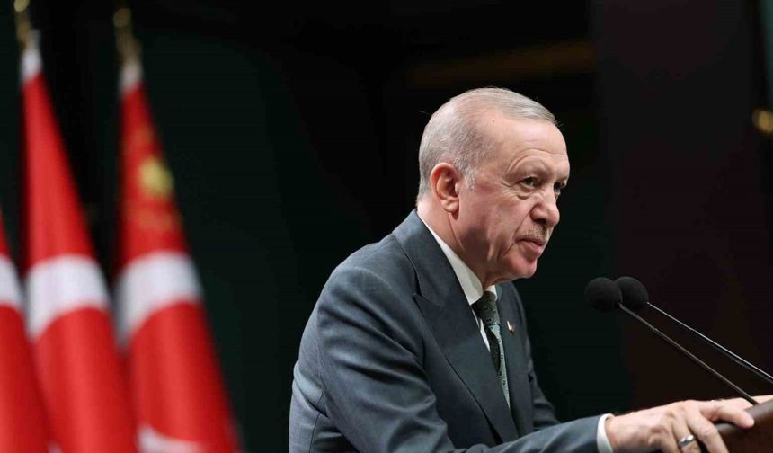 Cumhurbaşkanı Erdoğan: "25 bin yeni öğretmen ataması sürecini başlattığımızın müjdesini gençlerimizle paylaşmak istiyorum"