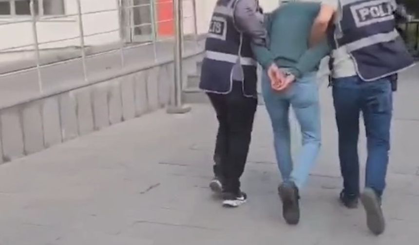 Sosyal medyada silahlı fotoğrafını paylaşan şahıs yakalandı