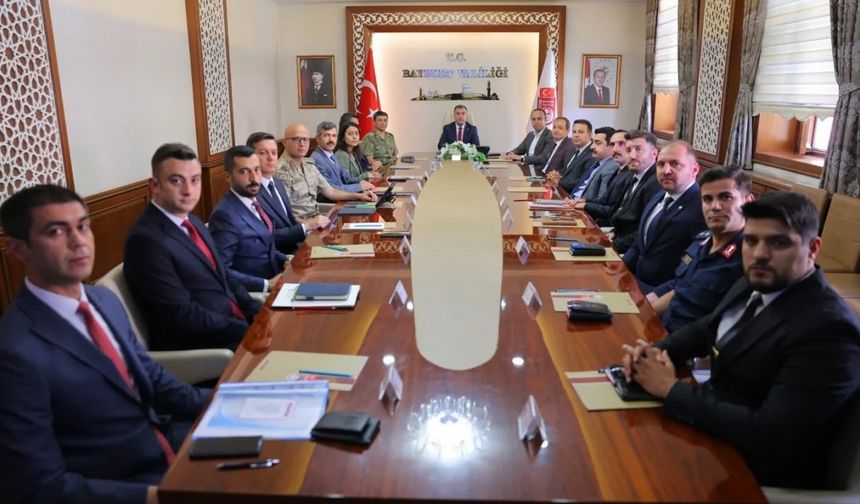 Bayburt’un asayiş ve güvenliğine yönelik yapılan çalışmalar toplantıda değerlendirildi