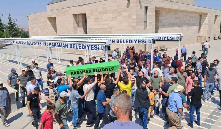 Karaman’da 5’inci kattan düşen 2 yaşındaki Miraç, son yolculuğuna uğurlandı