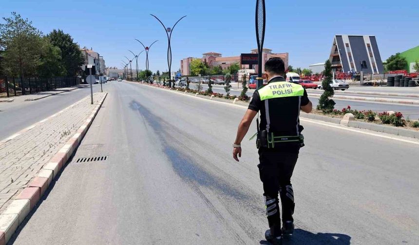 Karaman’da yola dökülen yağ kazaya neden oldu: 1 yaralı