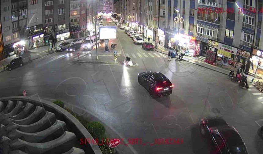 Sivas’ta trafik kazaları kameralara yansıdı