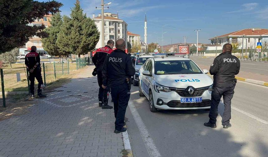 Aksaray'da 16 yaşındaki çocuk parkta bıçaklandı