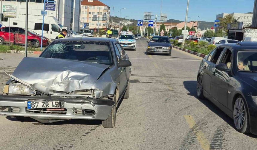 Bartın’da feci kaza: 3 yaralı