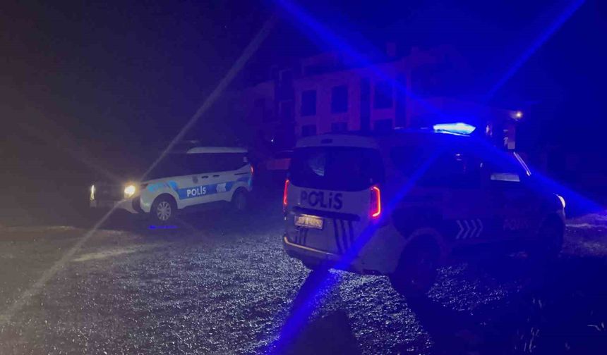 Damadını gözünden vurdu