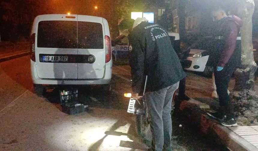 Motosiklet çalan şüphelilerin üzerinden uyuşturucu çıktı: 3 gözaltı