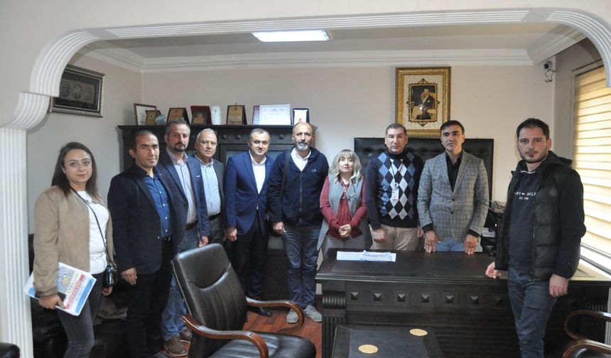 KESK’ten mitinge davet: “Geçinemiyoruz. Gelin sesimizi yükseltelim”