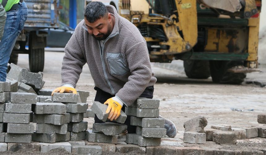 Niksar’da Altyapı ve Üstyapı Çalışmaları Hız Kesmeden Devam Ediyor