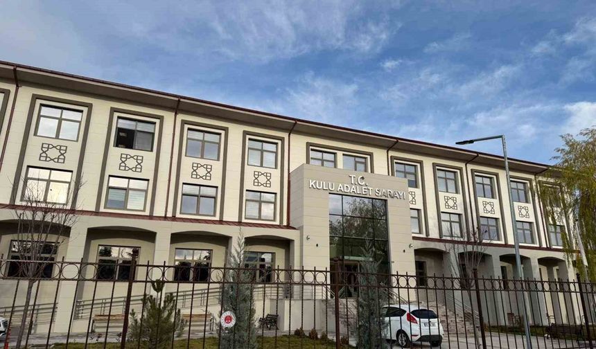 Adliyede çalışan memur ihale bedellerini zimmetine geçirdiği iddiasıyla tutuklandı