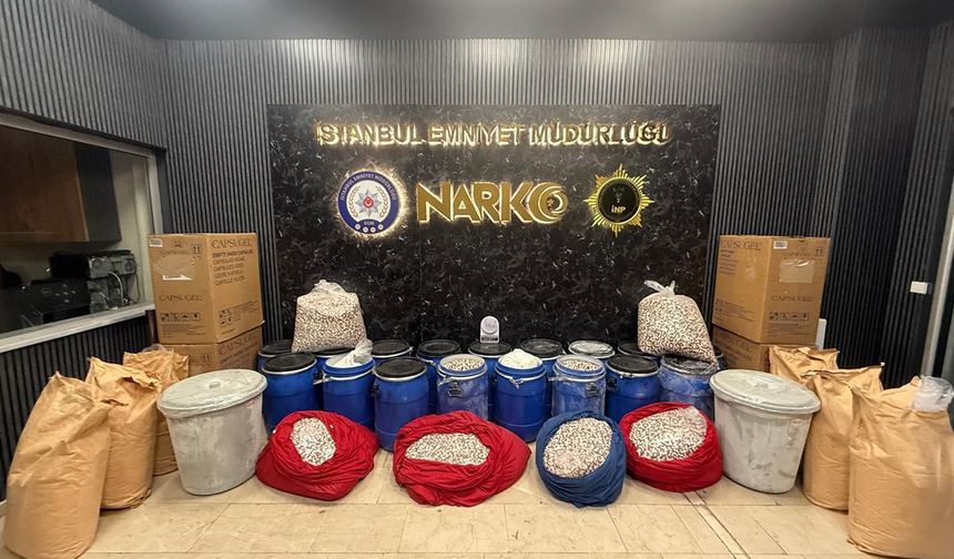 Bakan Yerlikaya: 'İstanbul ve İzmir'de gerçekleştirilen uyuşturucu operasyonlarında 6 milyon 958 bin adet uyuşturucu hap ele geçirildi'