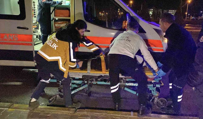 Çorum'da motosiklet yayaya çarptı: 2 yaralı