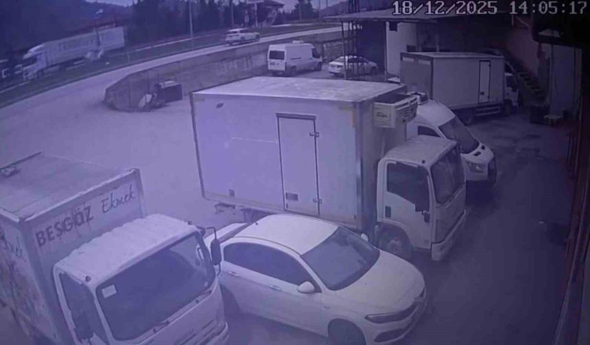 Genç avukatın hayatını kaybettiği feci kaza kamerada